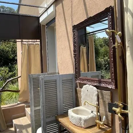 T3 Independant Dans Piscine Privee Vue Panoramique Tres Calme 4personnes * פורטו-וישיו